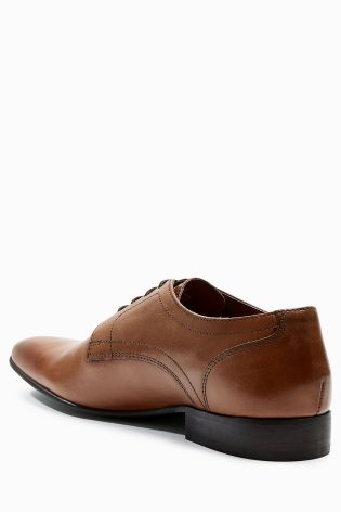 Derby Lace-Up